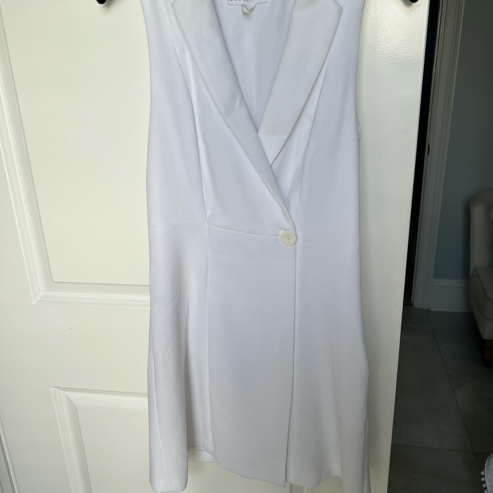 BCBGeneration White Sleeveless Mini Dress